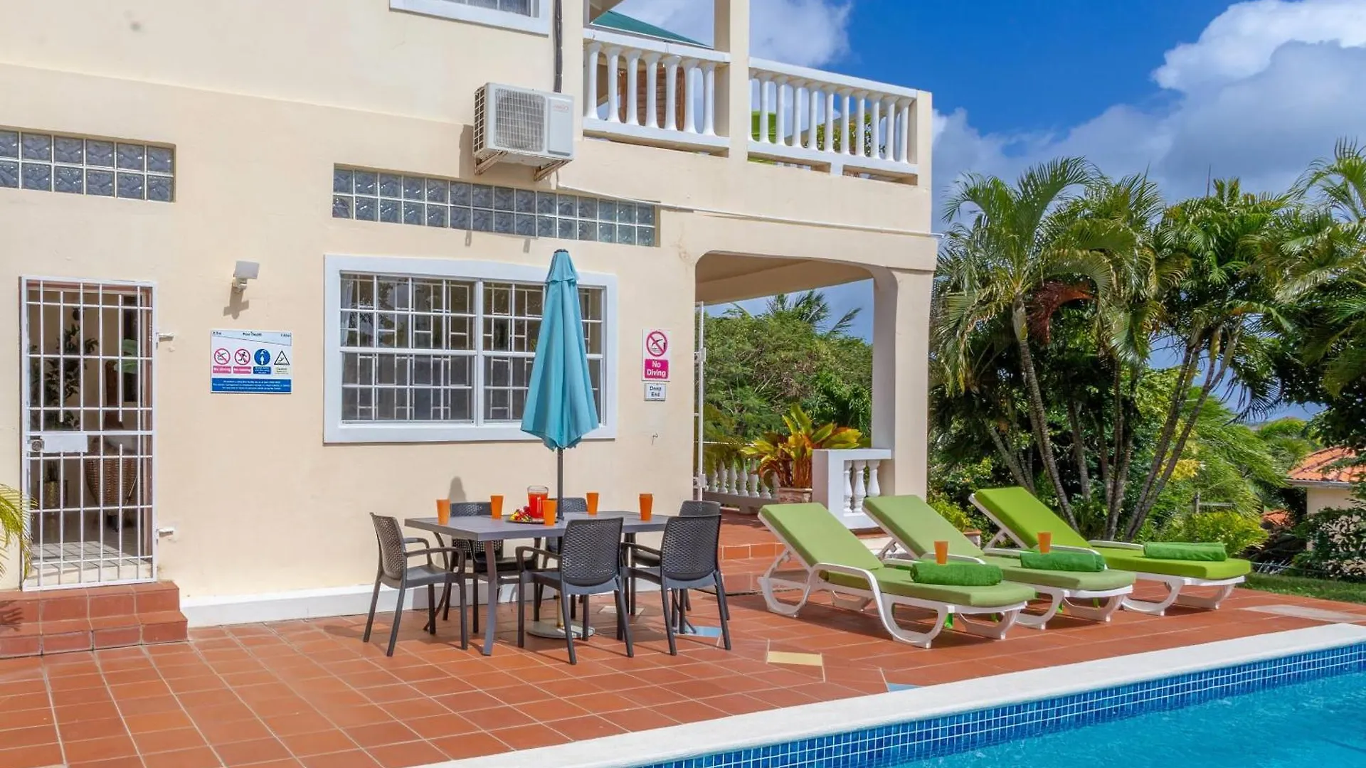 Beautiful 5-Bed Villa With Views And Pool - Decaj Villa Cap Estate Svatá Lucie