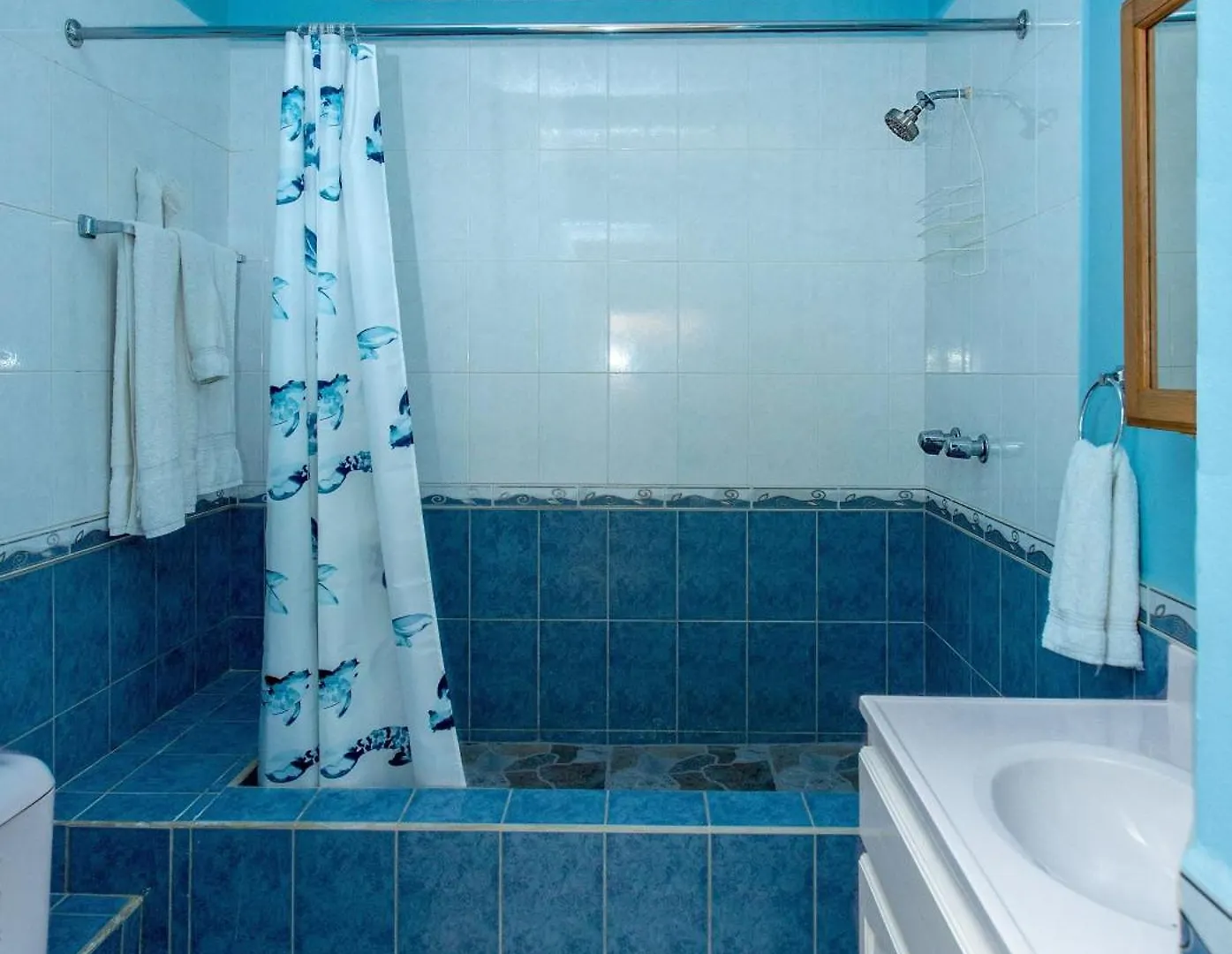 Beautiful 5-Bed Villa With Views And Pool - Decaj Villa Cap Estate 0*,  Saint Lucia